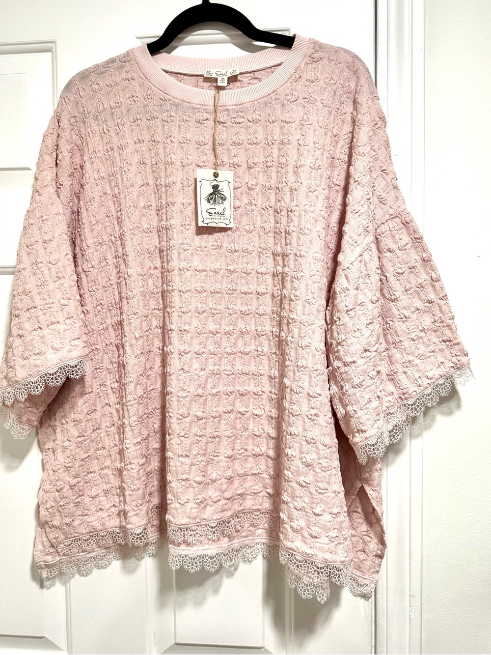 NWT Easel Pink Oversized Popcorn Knit Pullover Top - Picture 1 of 2
